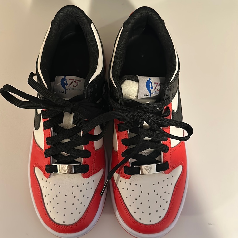Women’s red and black Nike dunks, size 4.5 or women’s 6